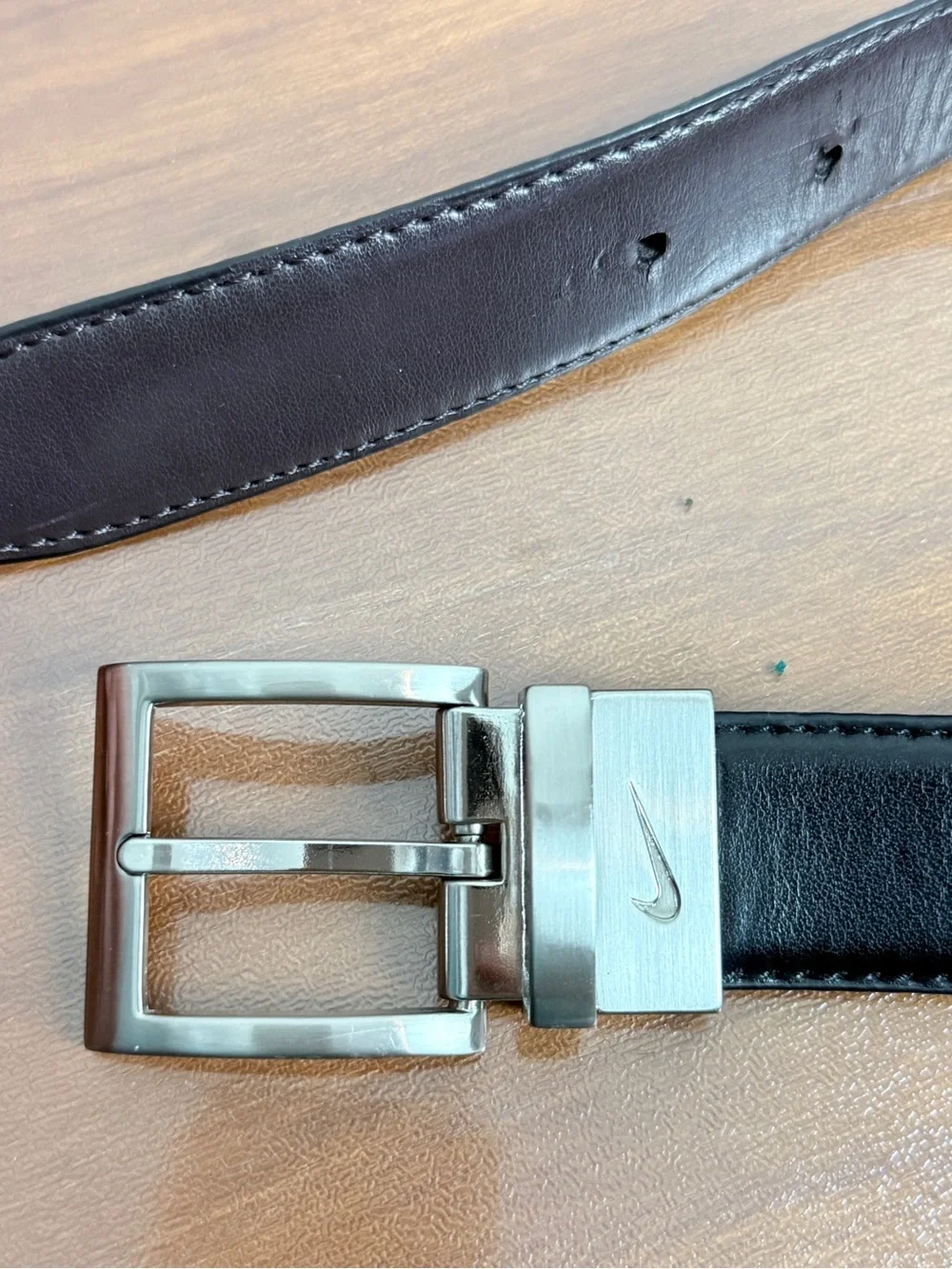 Nike Men’s Reversible Black & Brown Leather Belt 36